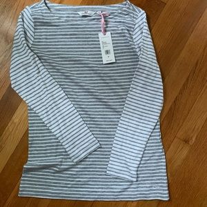 Women’s Vineyard Vines long sleeved T-shirt /NWT